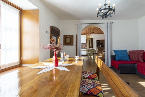 Möbel, Fenster, Bilderrahmen, Holz, Couch, Interior Design, Flooring, Halle, Fussboden, Wohnzimmer