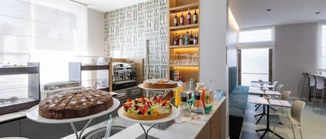 Daily buffet breakfast (EUR 9 per person)