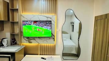 1 chambre, fer et planche à repasser, Wi-Fi, literie fournie