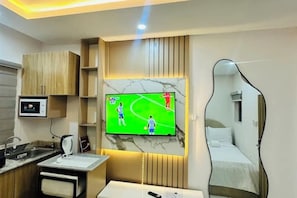 1 bedroom, iron/ironing board, WiFi, bed sheets