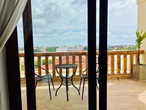 Premiere Suite Twin Bed | Balcony - Seyna Residence (Siem Reap)