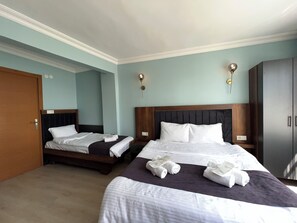Free WiFi - Sandara Boutique (Istanbul)