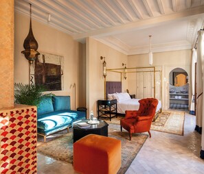 1 chambre, coffres-forts dans les chambres, bureau