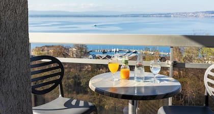 Côté Lac Hostel