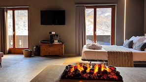 Design Studio Suite, Terrace, Mountain View
