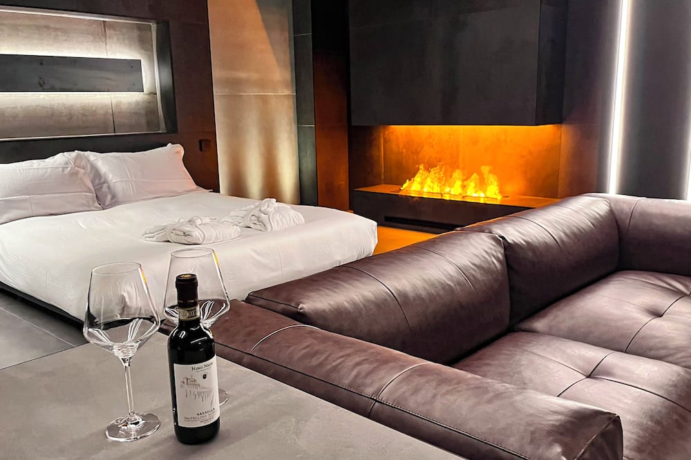 Agarthi Suites