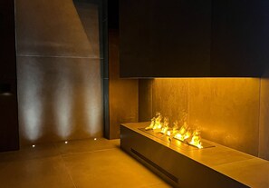 Deluxe Στούντιο-Σουίτα | Κλινοσκεπάσματα υψηλής ποιότητας, πουπουλένια παπλώματα 