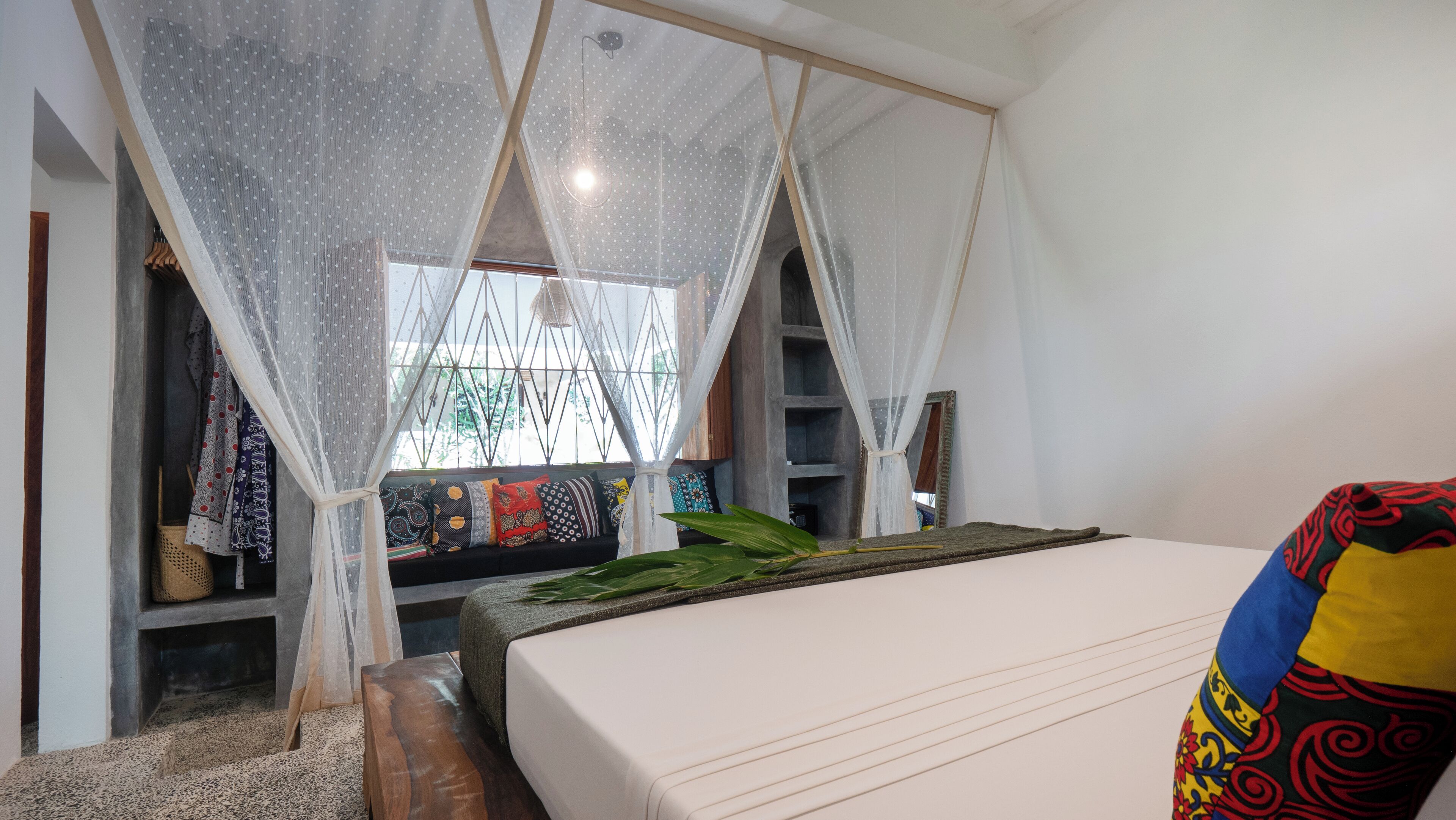 Wi-Fi gratuit, décoration personnalisée, ameublement personnalisé