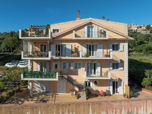 Front of property - Phevos Seaview Apartment (Kefalonia)