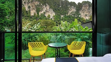 إطلالة من الشرفة