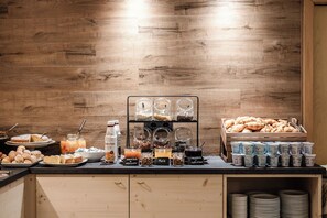 Tägliches inbegriffenes Frühstücksbuffet