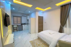 1 chambre, fer et planche à repasser, Wi-Fi, draps fournis