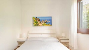 2 bedrooms, WiFi, bed sheets - Villa Bianca by Sicily Travelling Villas (Scopello)
