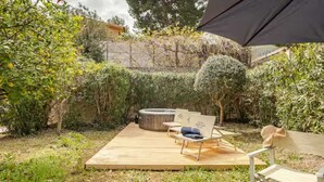 Property grounds - Villa Bianca by Sicily Travelling Villas (Scopello)