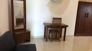 Chambre Double Deluxe, 1 chambre | Bureau, espace de travail pour ordinateur portable