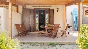 Outdoor dining - Villa Capreria by Sicily Travelling Villas (Castellammare del Golfo)