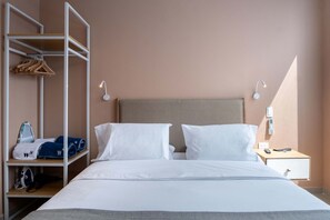 1 habitación, tabla de planchar con plancha, wifi y ropa de cama