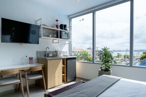 1 室のベッドルーム、アイロン / アイロン台、WiFi、ベッドシーツ