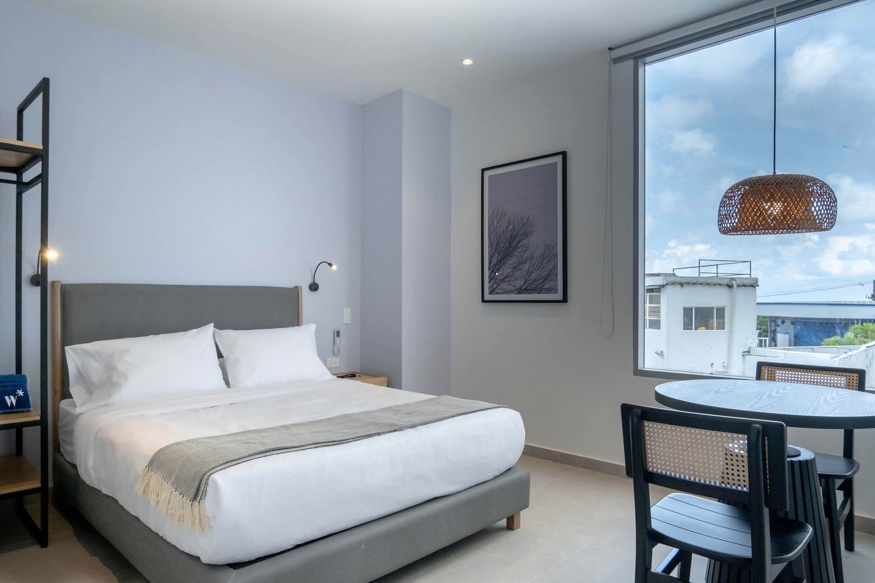 2 chambres, fer et planche à repasser, Wi-Fi, draps fournis