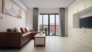 45-inch LCD TV with digital channels - Angkor Mansion & Residence (Siem Reap)