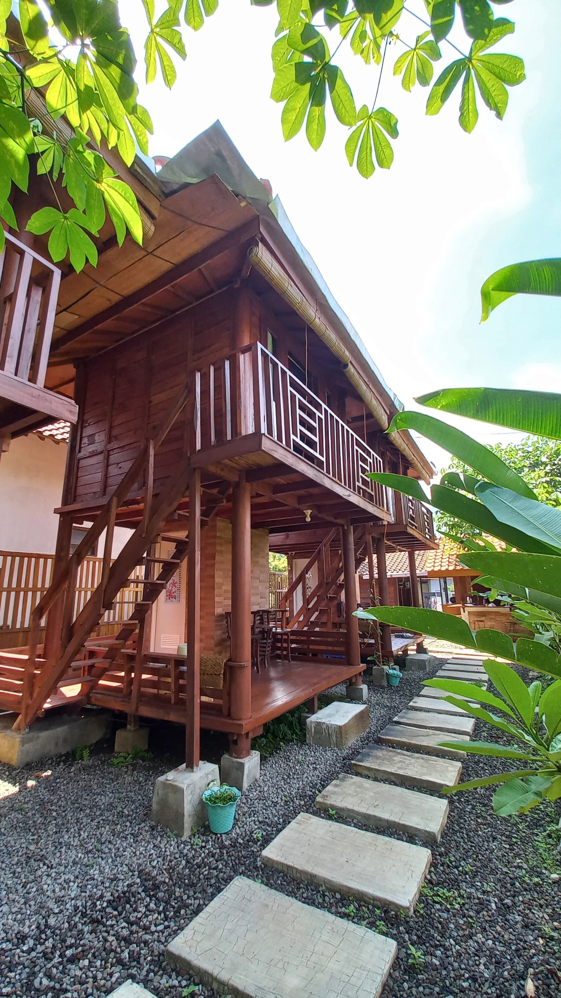 Classic Duplex, Mountain View | 1 bedroom, desk, free WiFi