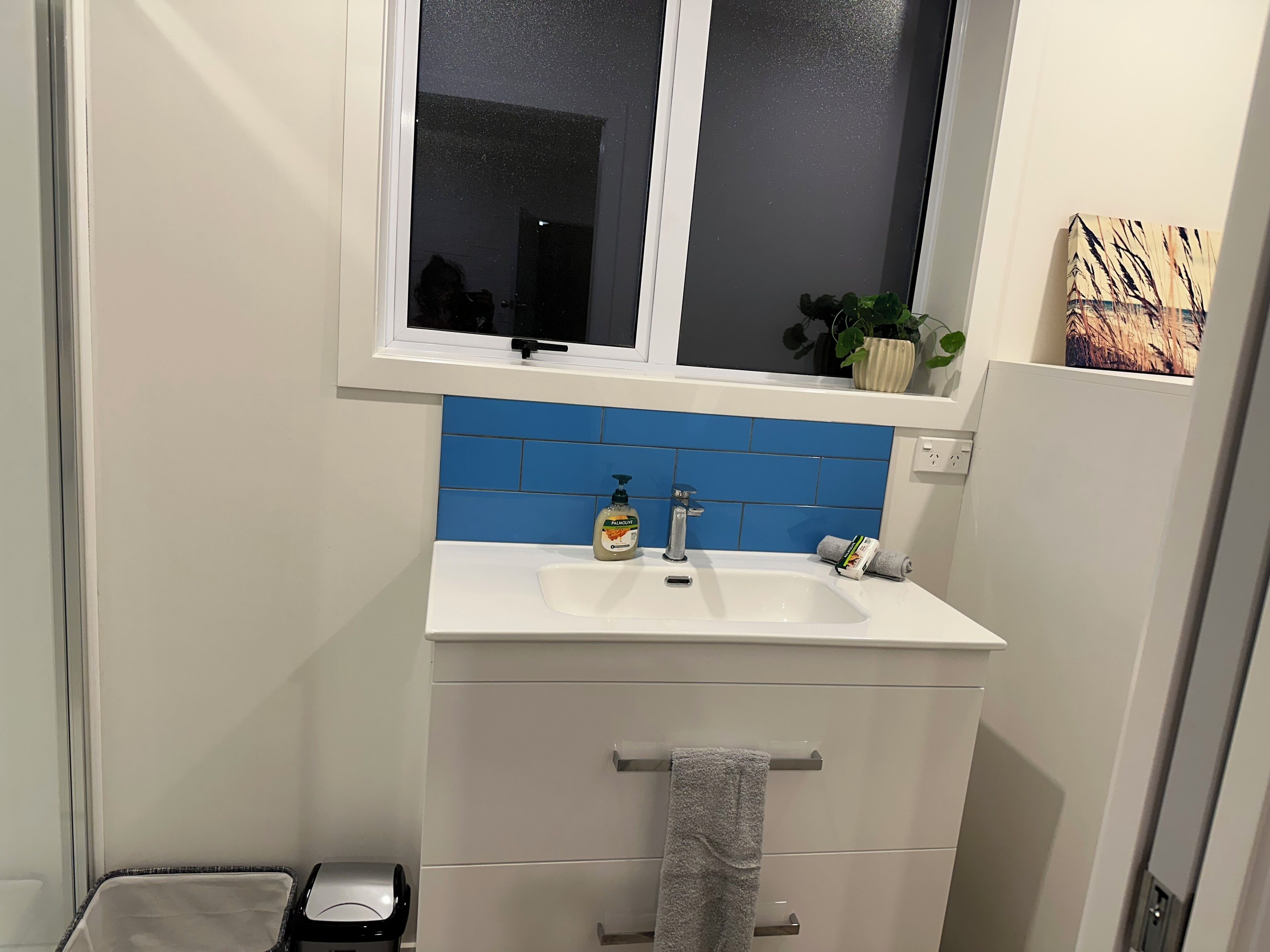 Handdukar, tvål och toalettpapper