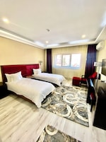 Deluxe Double or Twin Room | 1 bedroom, in-room safe, desk, laptop workspace