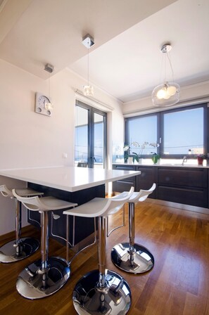 Leilighet, røyk | 3 soverom