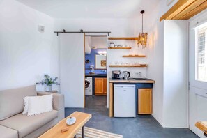 Apartment | 1 bedroom - Skiff - Transformed Studio on the Water s Edge (Chania)