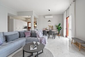 House, Smoking | 3 bedrooms