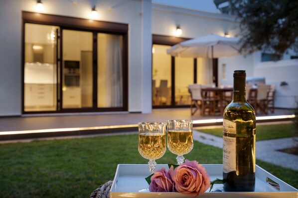 Villa | 2 bedrooms, desk
