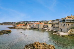 2 bedrooms, Internet - Waves - Seaside Escape (Chania)