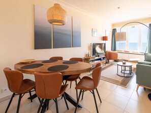 Apartment | Dining - Apartment on the Dike in Ostend Center (Ostend)