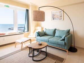 Living area - Apartment on the Dike in Ostend Center (Ostend)