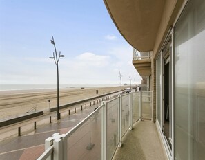 Apartment | Balcony - Pleasant Apartment in Blankenberge (Blankenberge)