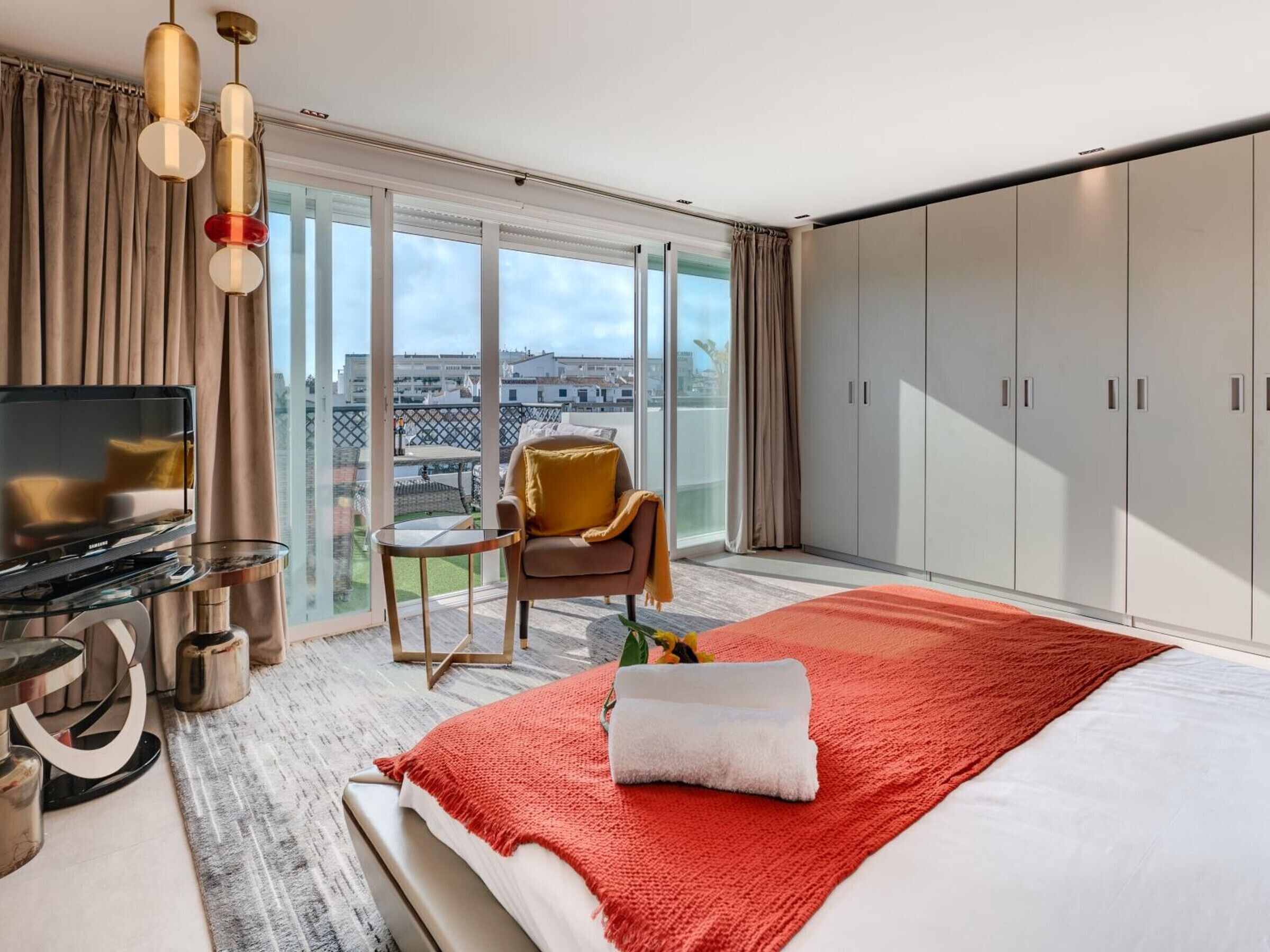 4 chambres, Wi-Fi gratuit, draps fournis