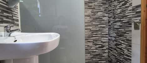 Hair dryer, towels