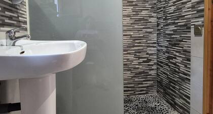 Maison rurale avec piscine privĂ©e, parking et Wi-Fi au coeur du Delta de l'Ăbre