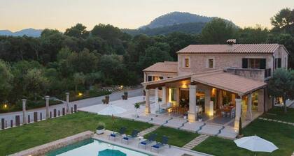 Nice Villa Near Golf of Pollensa