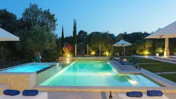 House | Pool