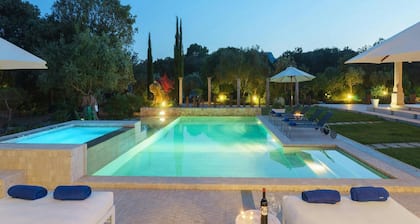 Nice Villa Near Golf of Pollensa