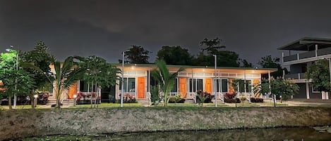 Fachada de la propiedad