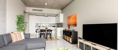 TV connectée, espaces bureaux