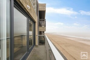 Apartment | Balcony - Apartment in Blankenberg With Sea Views (Blankenberge)