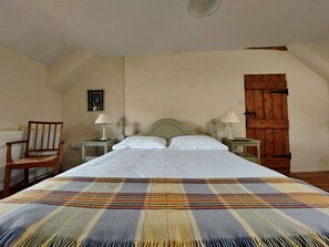 4 bedrooms, Internet, bed sheets