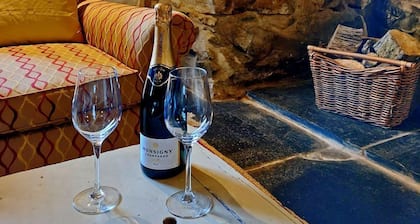 Gallestra a Rustic, Rural Retreat Farm House Nr Dolgellau Snowdonia