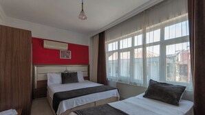 Habitación triple clásica, 1 habitación