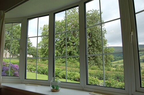 Hafan Y Talgarth bungalow at Plas Talgarth resort