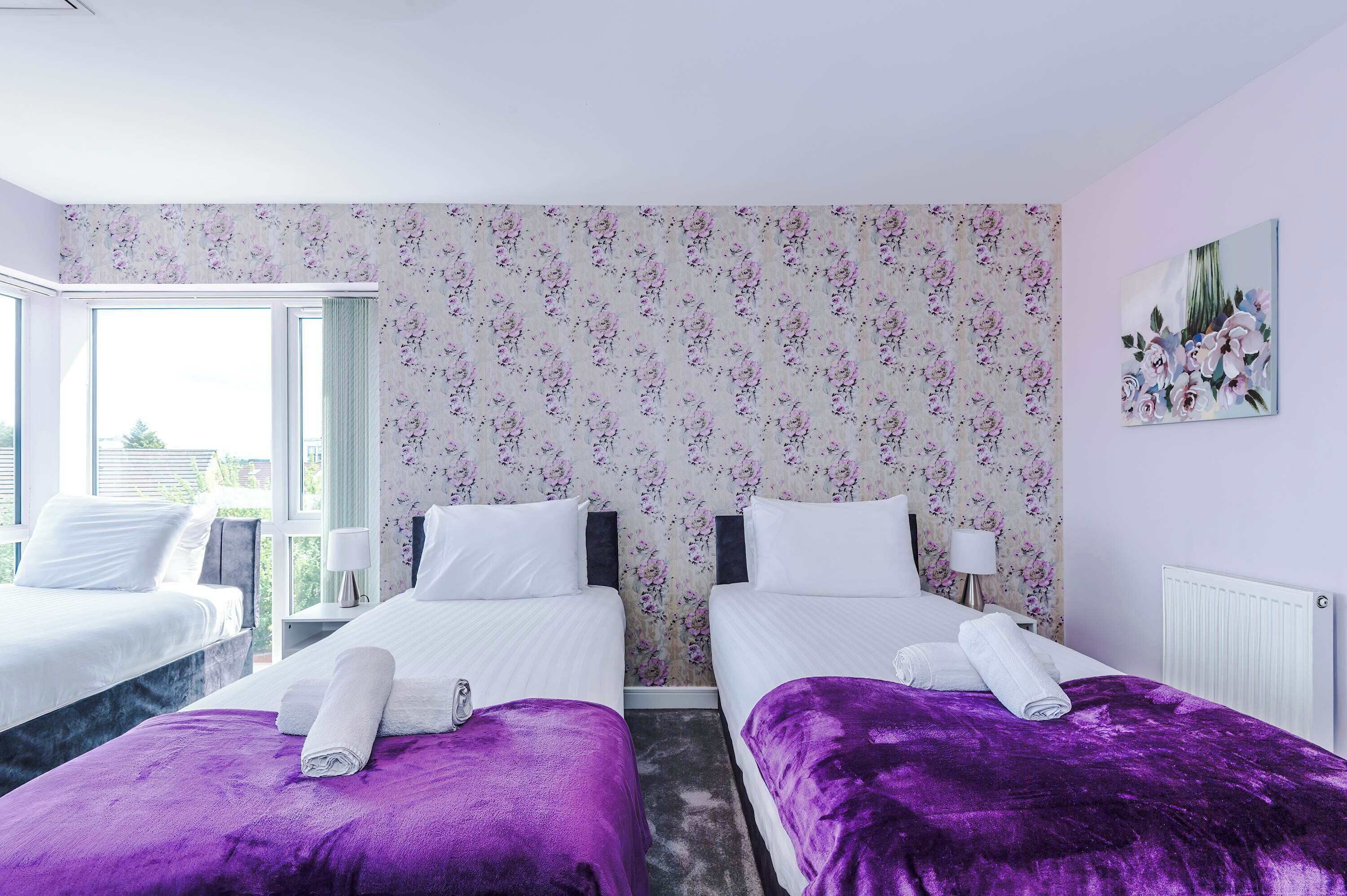 4 bedrooms, desk, iron/ironing board, travel cot