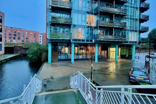 Birmingham City Apartment With 3 Bedrooms